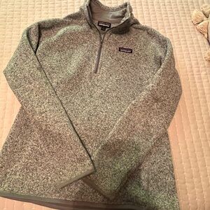Women’s grey Patagonia pullover quarter zip sweater sweatshirt large L